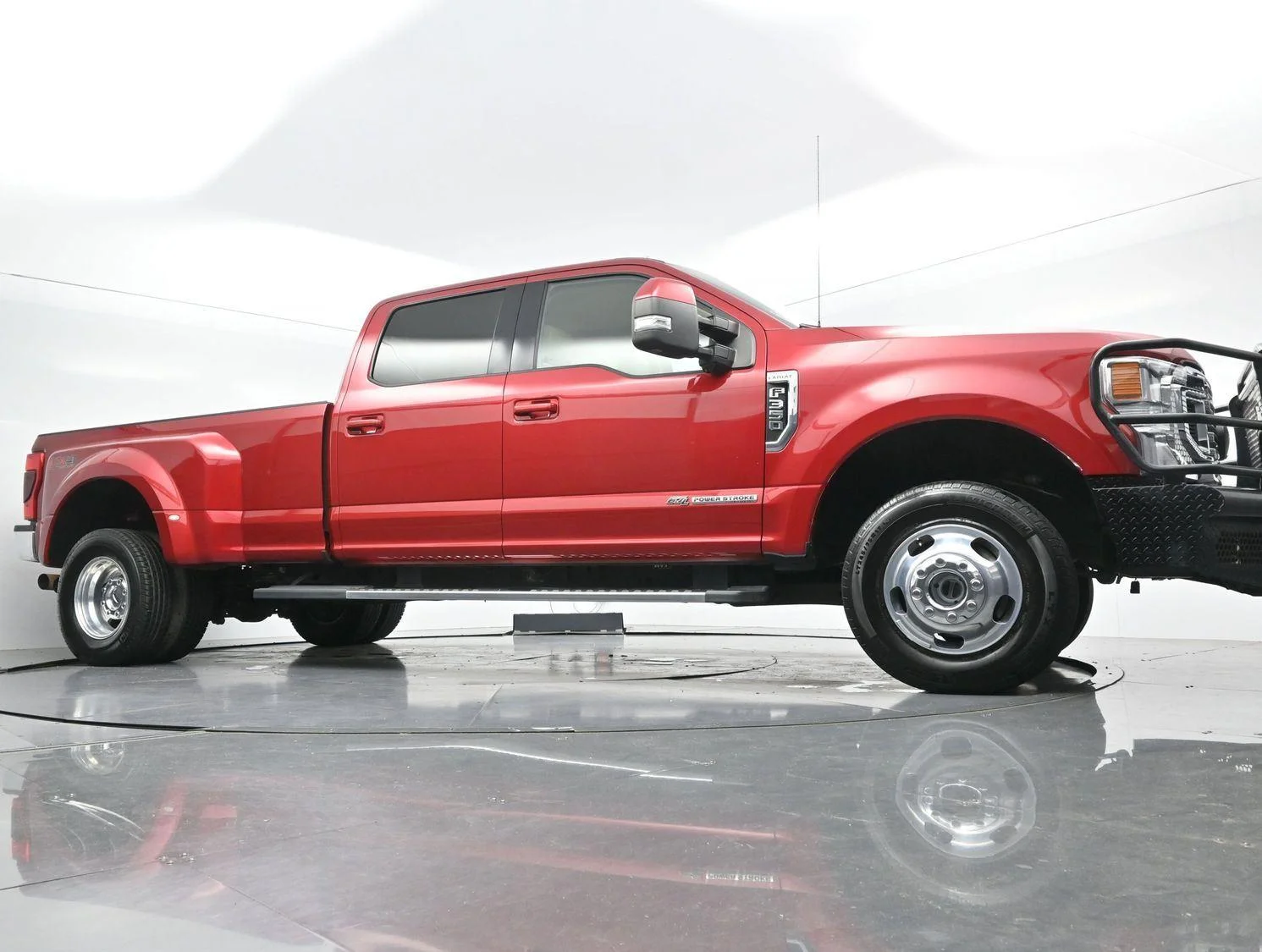 Used 2021 Rapid Red Metallic Tinted Clearcoat Ford LARIAT image 46