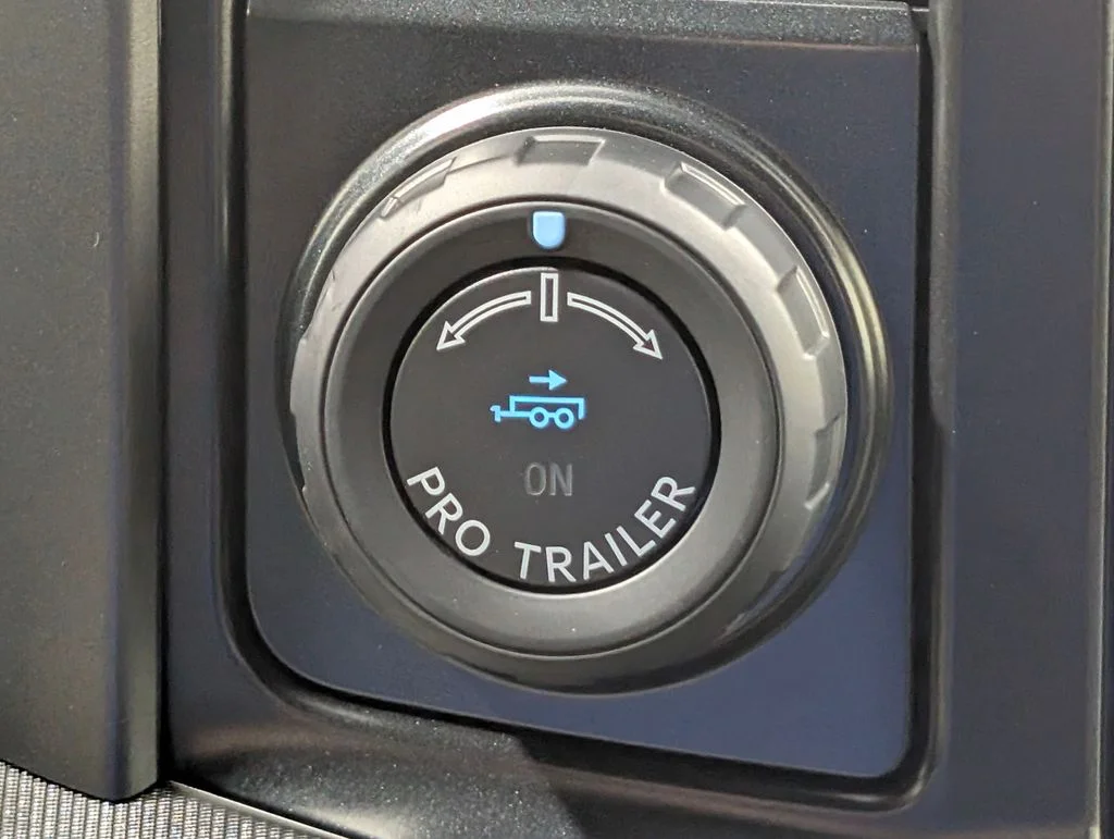 New 2026 Carbonized Gray Metallic Ford Lariat® image 7