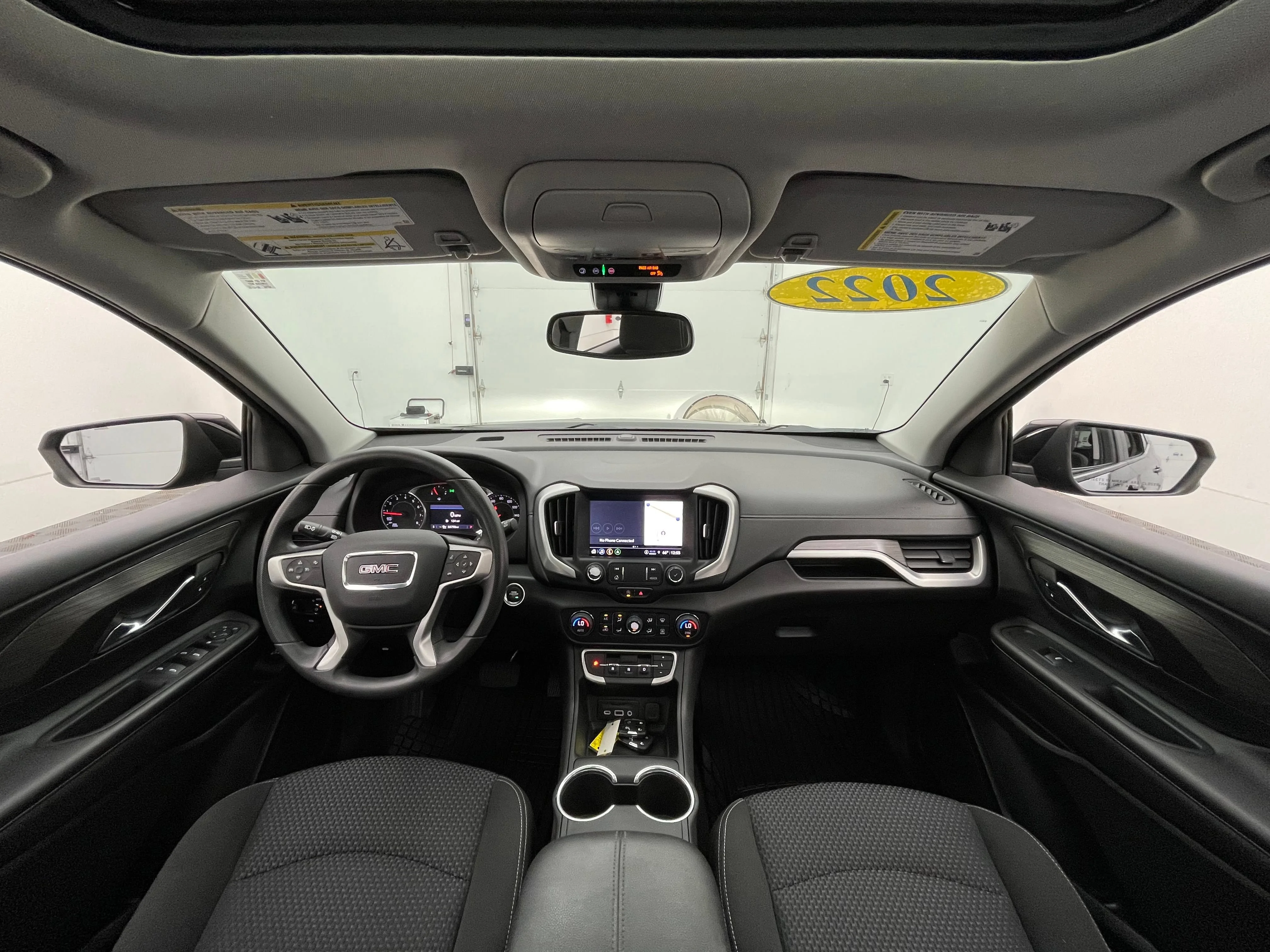 Used 2022 Ebony Twilight Metallic GMC SLE image 3