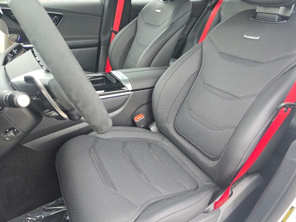 2025 Mercedes-Benz GLC AMG GLC63 S - Photo 24