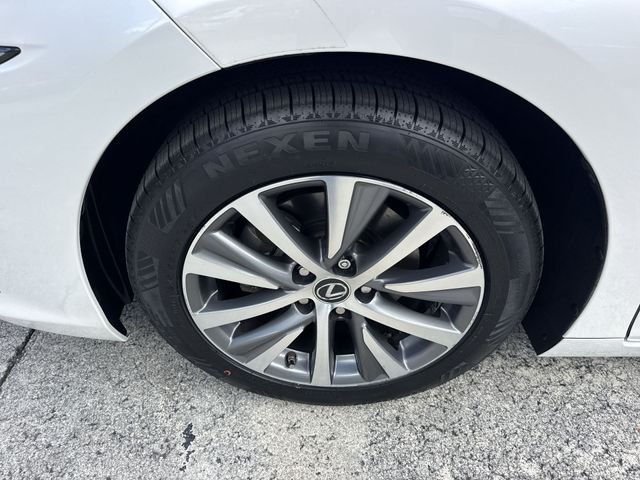 2021 Lexus ES 350 - Photo 10