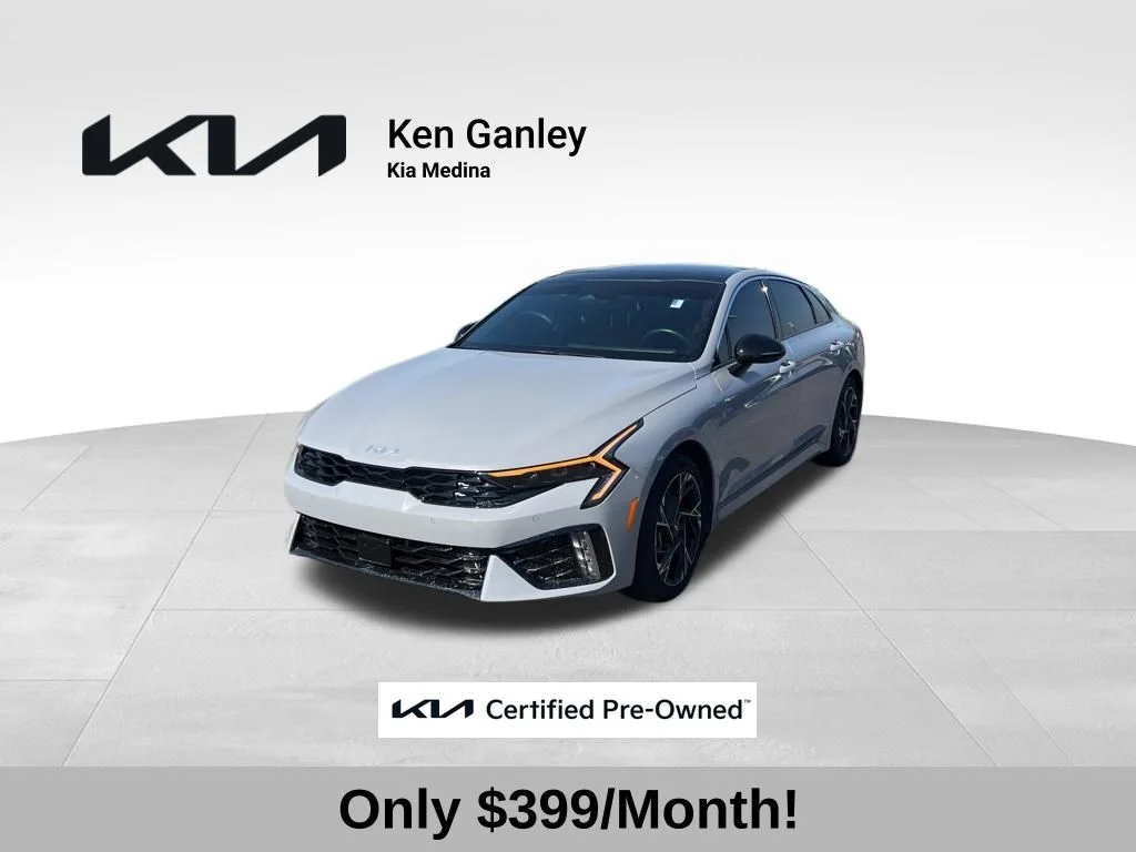 2025 Kia Optima GT-Line AWD's photo