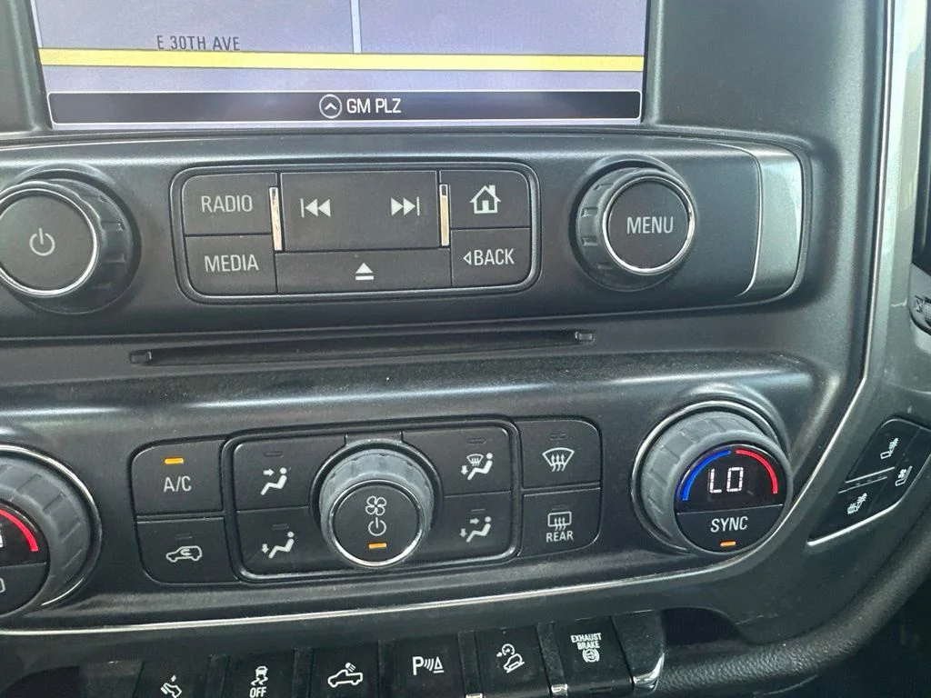 Used 2019 White Chevrolet LTZ image 21