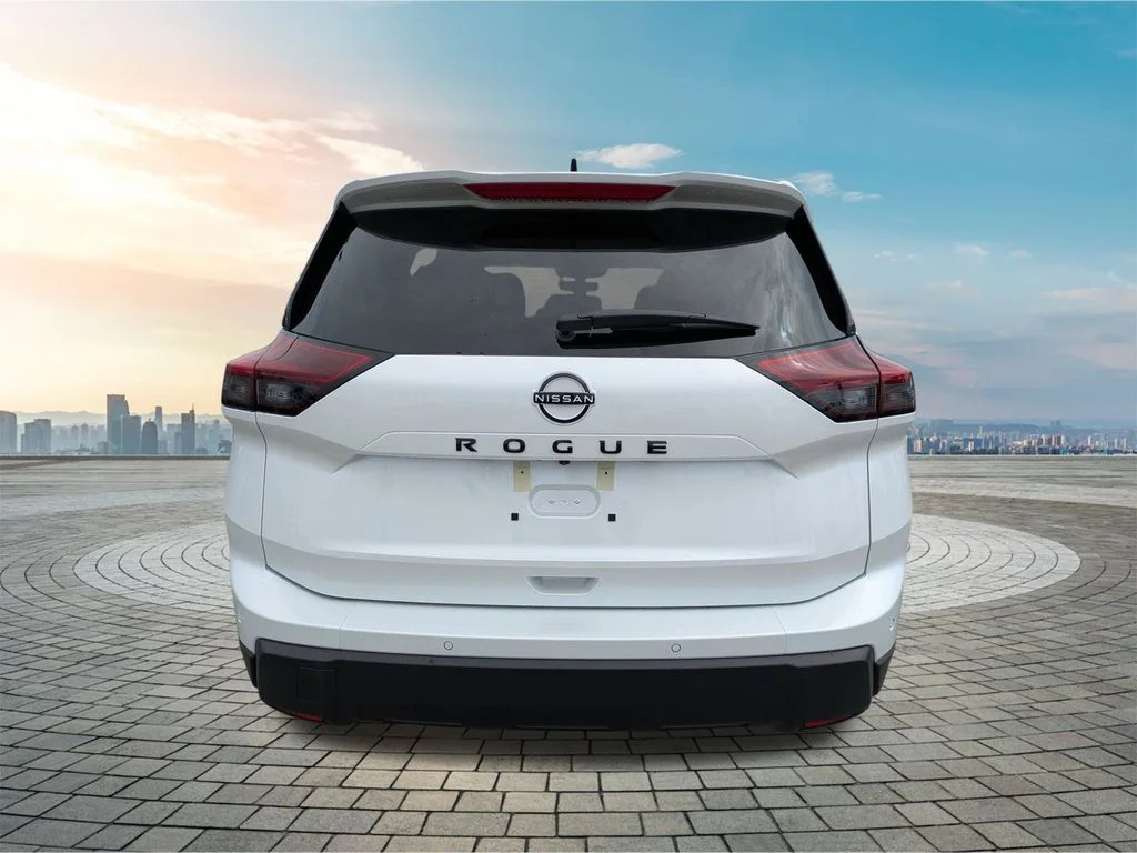 New 2026 Everest White Pearl TriCoat Nissan Dark Armor™ image 5