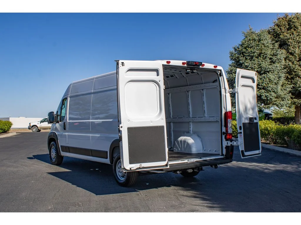 New 2026 Bright White Clearcoat Ram Tradesman image 9