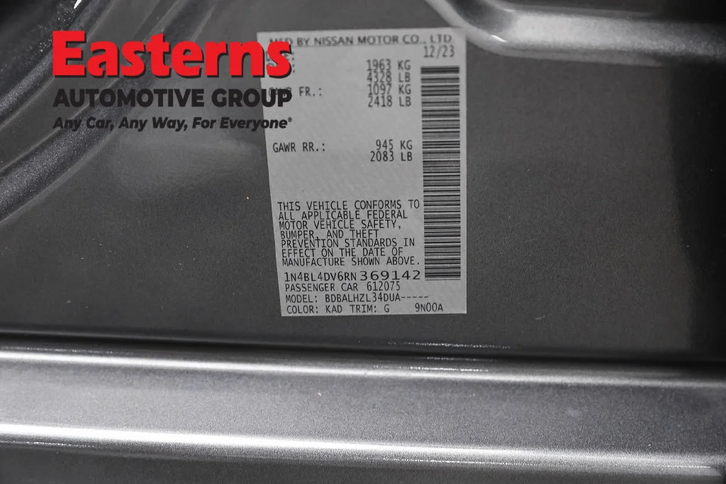 Used 2024 Gray Nissan 2.5 SV image 36