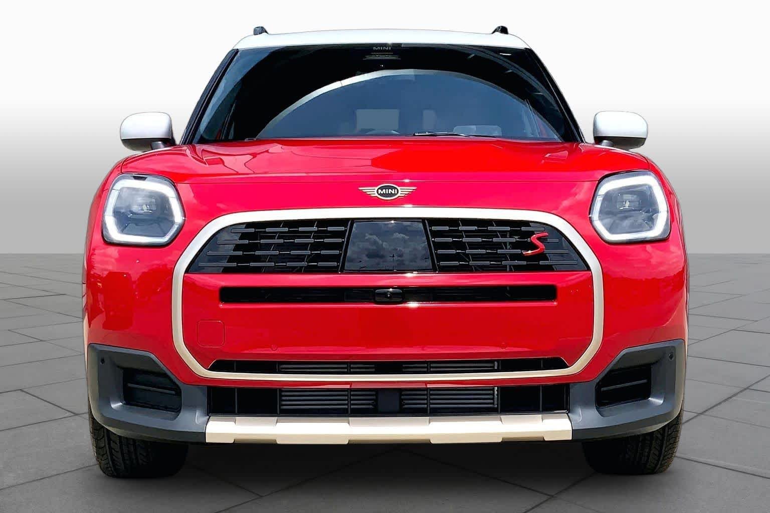 New 2027 Chili Red II MINI Iconic image 3