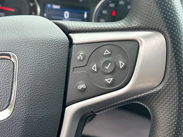 Used 2023 White GMC SLE image 42