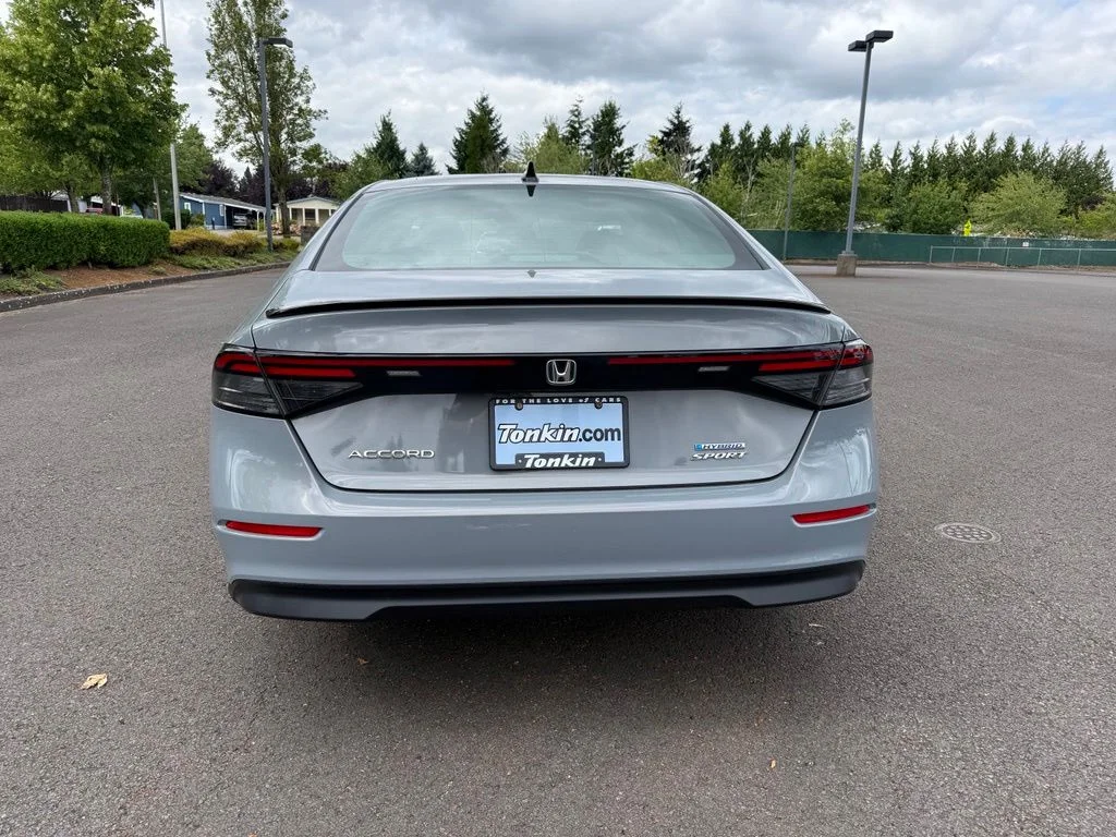 Used 2023 Urban Gray Pearl Honda Sport image 6
