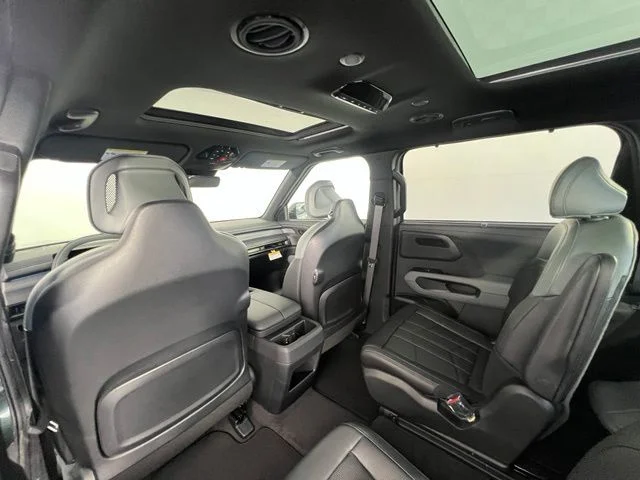 New 2027 Black Kia X-Line SX image 14