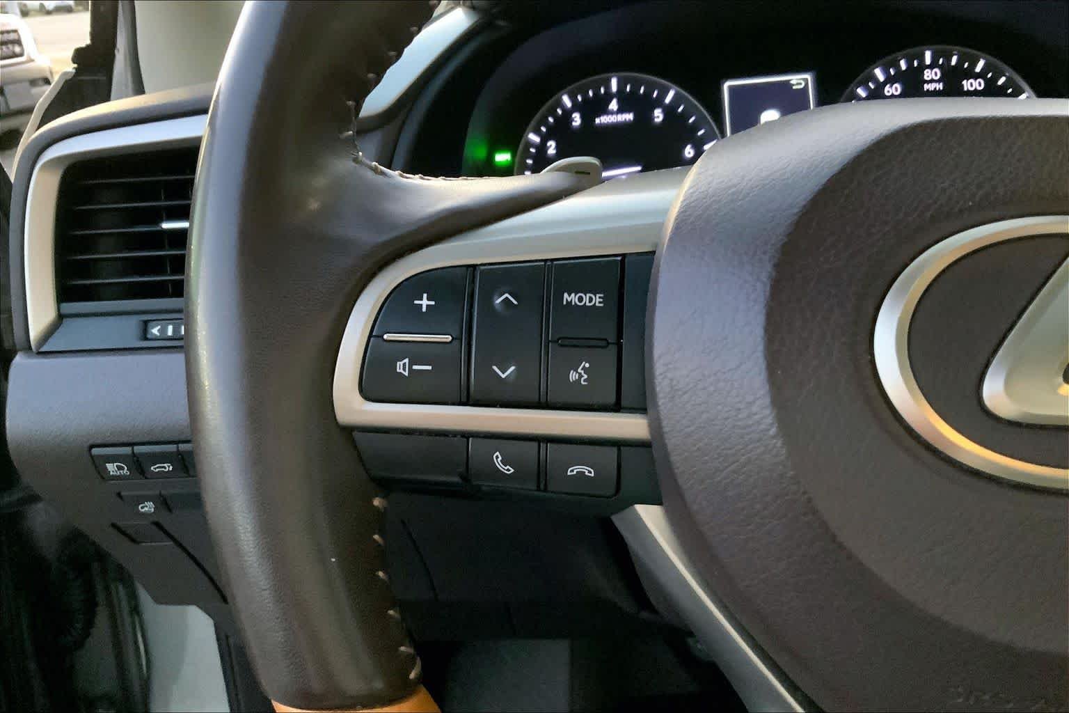 Used 2020 Atomic Silver Lexus  image 23