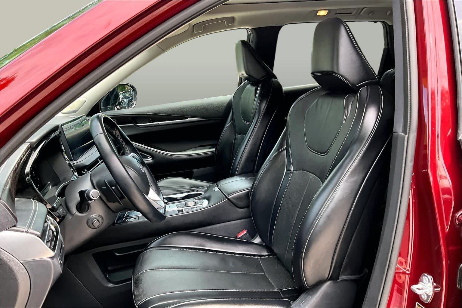 Pre-Owned 2023 INFINITI QX60 SENSORY