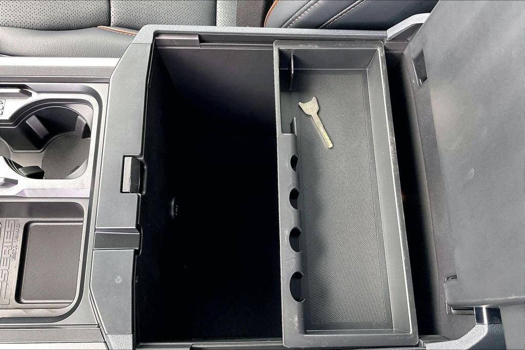 New 2026 Ford Super Duty F-250 Lariat 4D Crew Cab