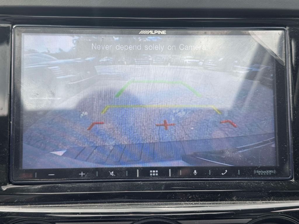 Used 2018 White Subaru 2.5i Limited image 26
