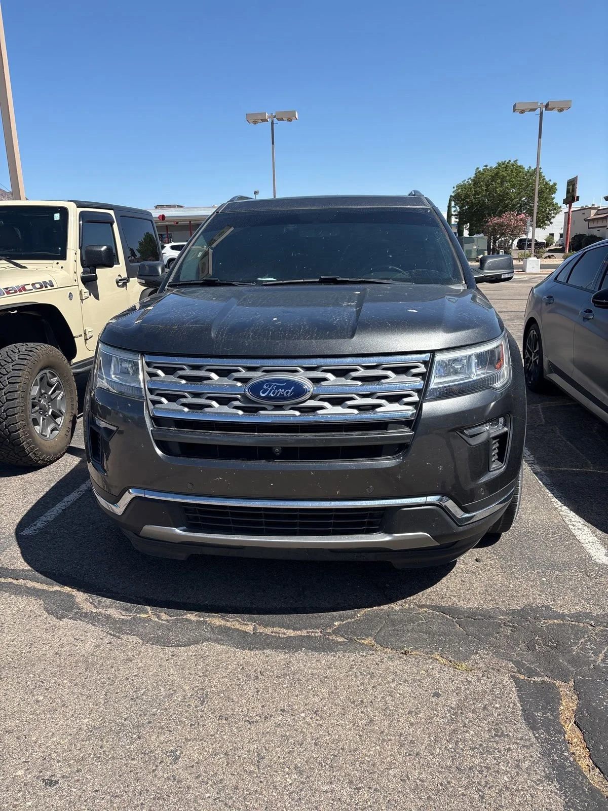 2018 Ford Explorer Limited FWD's photo