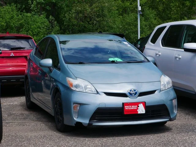 2013 Toyota Prius Three's photo