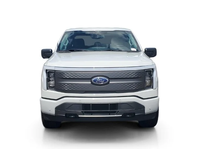 Used 2023 Avalanche Ford Pro image 2