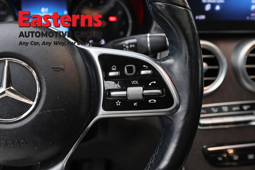 Used 2020 White Mercedes-Benz GLC 300 image 16