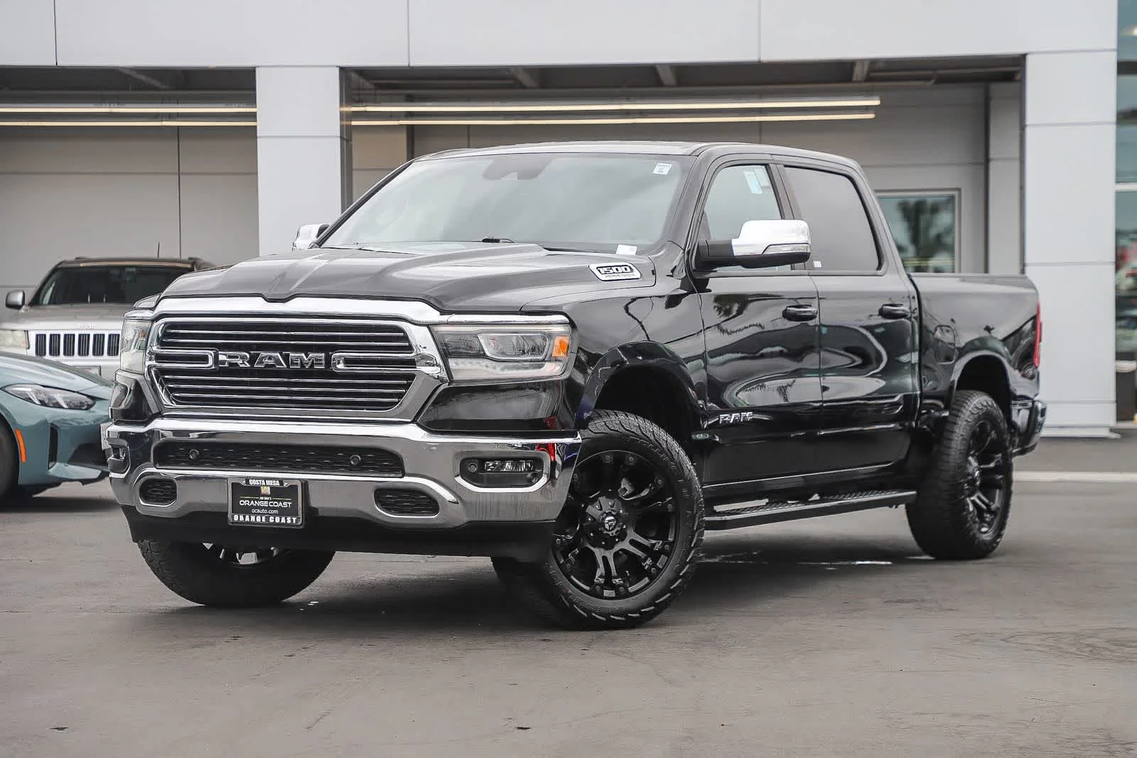 2023 RAM 1500 Laramie Crew Cab 5'7's photo