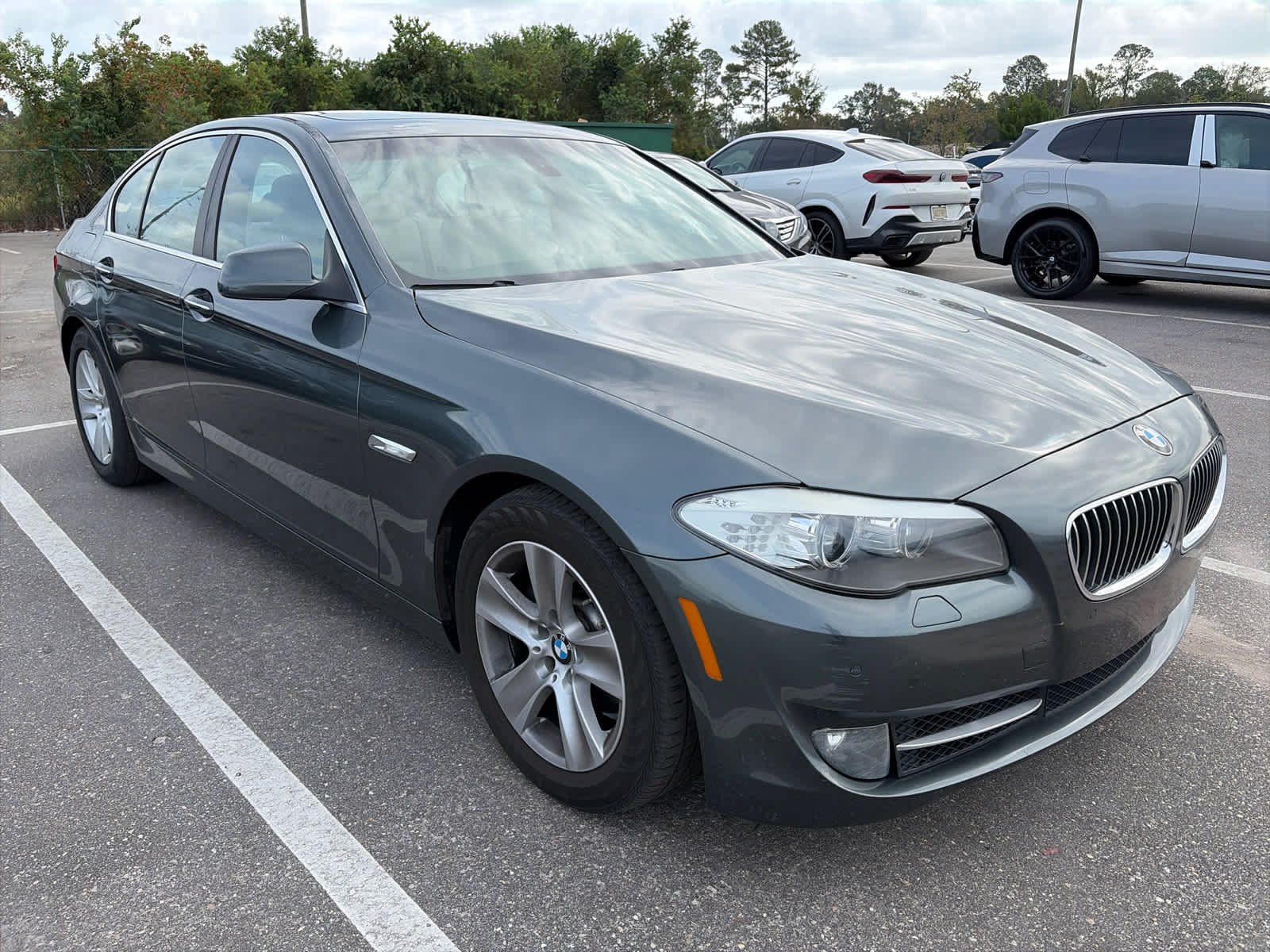 Used 2012 GRAY BMW 528i image 2