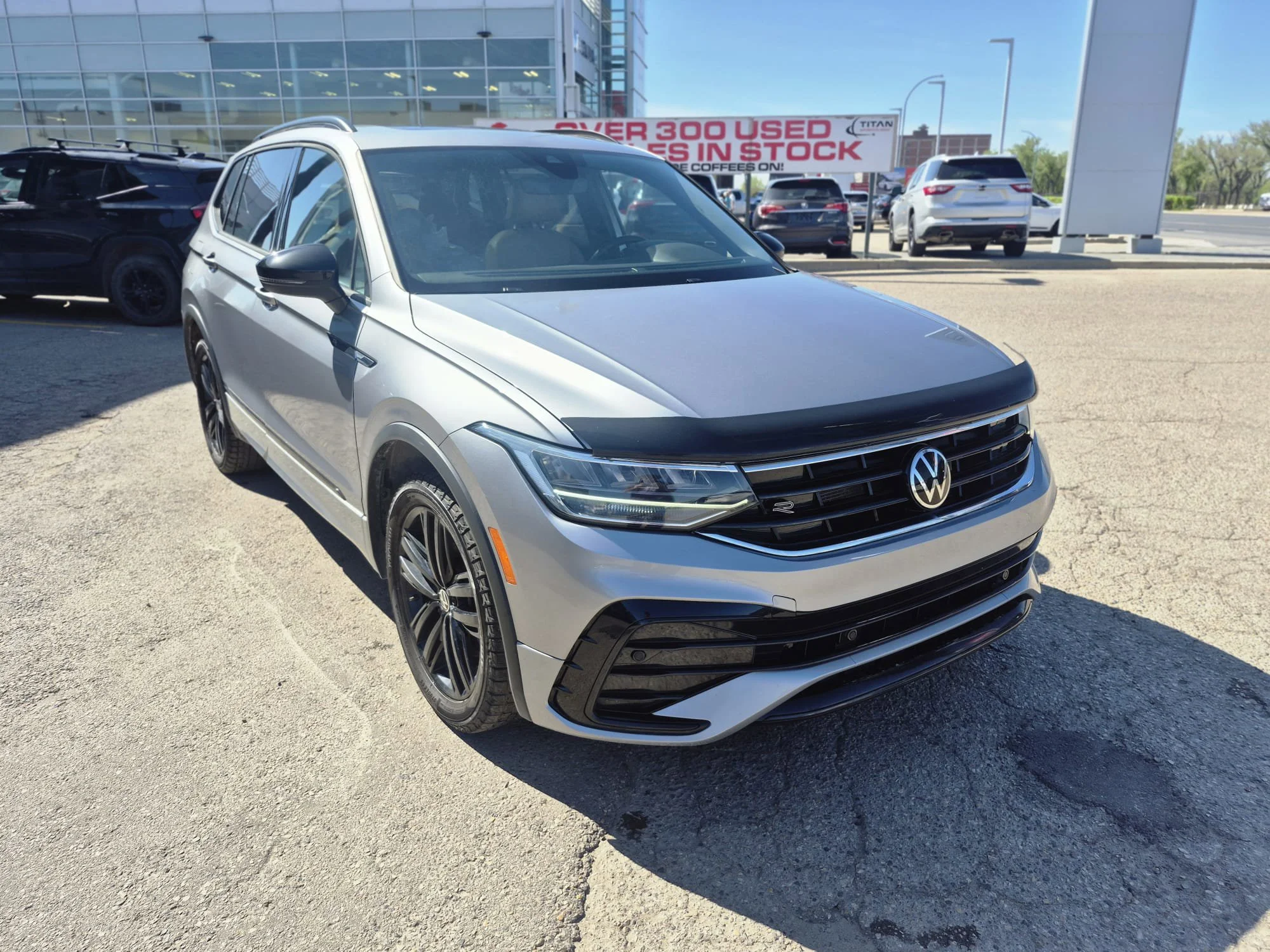 Certified Used 2022 Pyrite Silver Metallic Volkswagen Comfortline R-Line Black Edition*Adaptive Cruise | Remote Start | Htd Leather | Pano Roof | CarPlay image 5