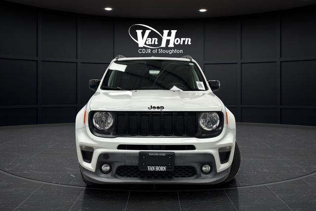Used 2023 Alpine White Clearcoat Jeep Altitude image 2