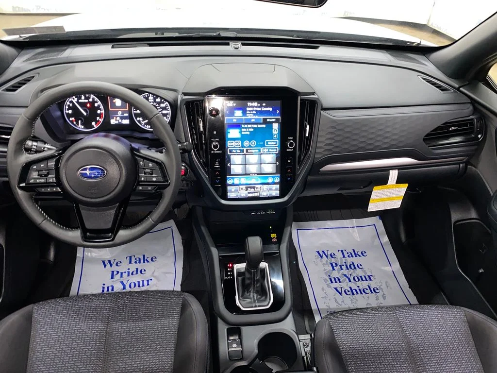 Used 2025 Silver Subaru Premium image 29