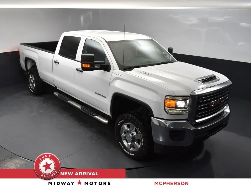 2019 GMC Sierra 4WD Crew Cab Standard Box's photo