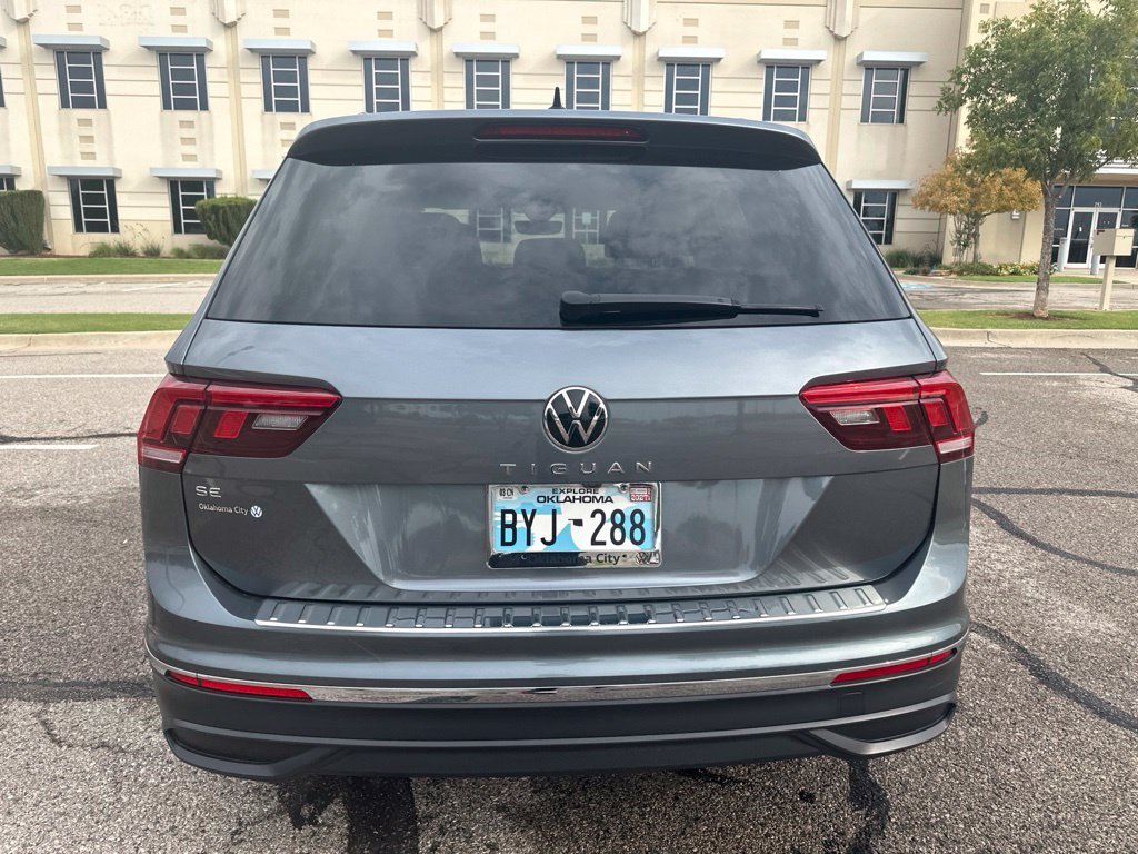 Used 2022 Gray Volkswagen 2.0T SE image 6