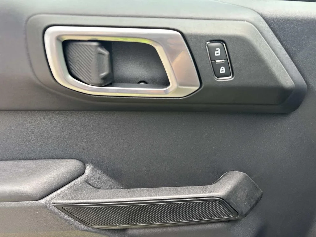 New 2026 Desert Sand Ford Outer Banks® image 38