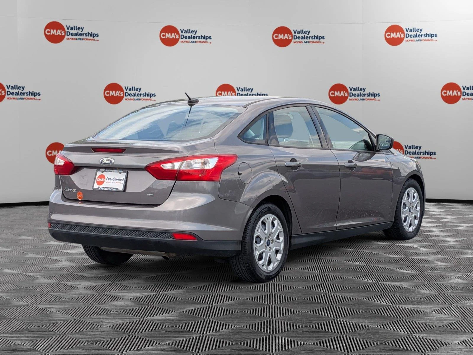 Used 2012 Sterling Gray Metallic Ford SE image 5