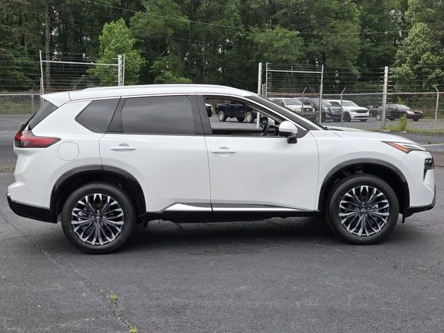 New 2026 Everest White Pearl TriCoat Nissan Platinum image 6