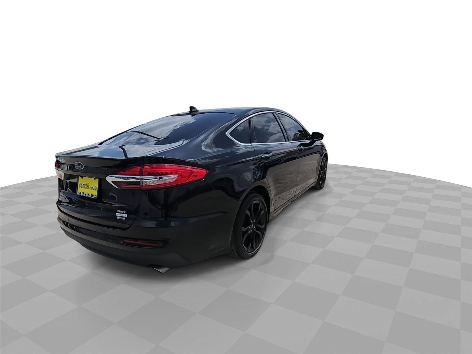 Used 2019 Black Ford SEL image 8