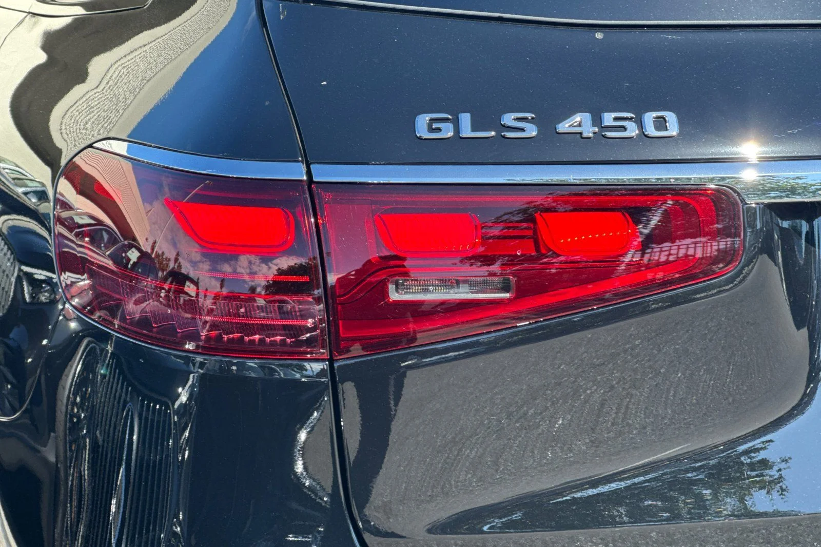 New 2026 Black Mercedes-Benz GLS 450 image 7