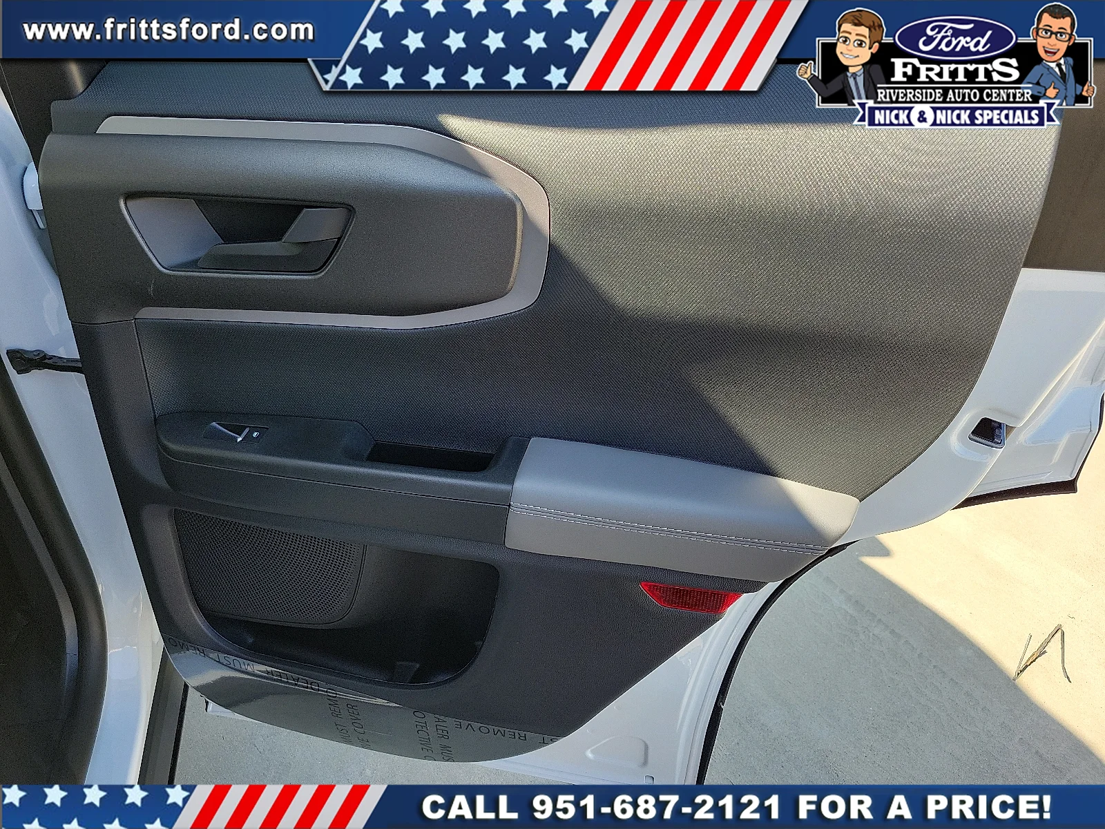 New 2026 Oxford White Ford Badlands® image 22