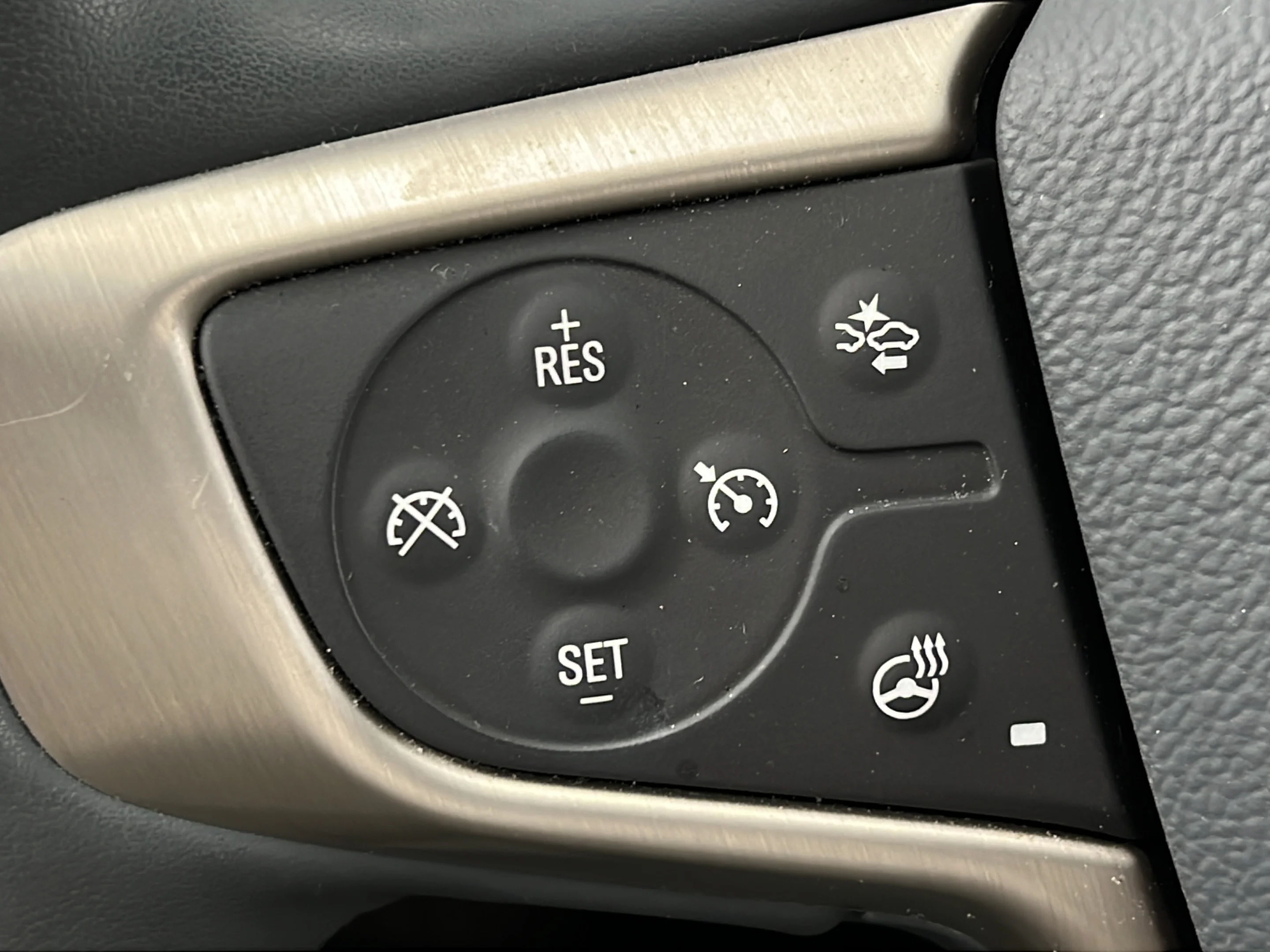 Used 2024 Downpour Metallic GMC Denali image 19