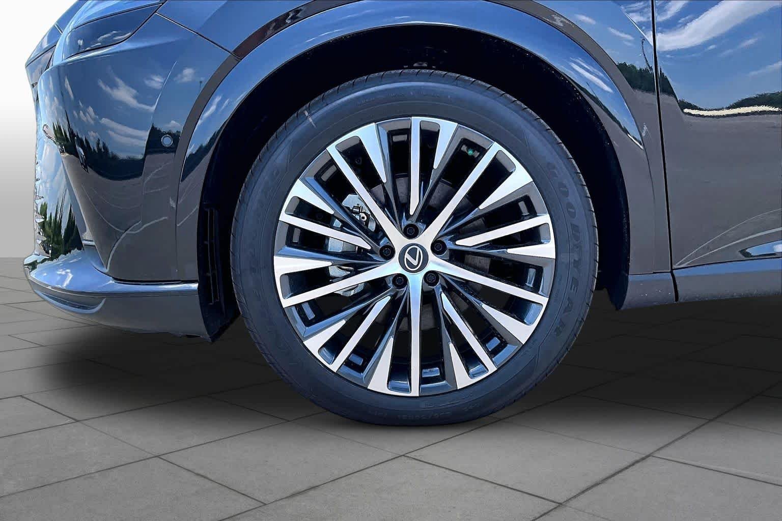 2026 Lexus RX 350 Premium - Photo 21
