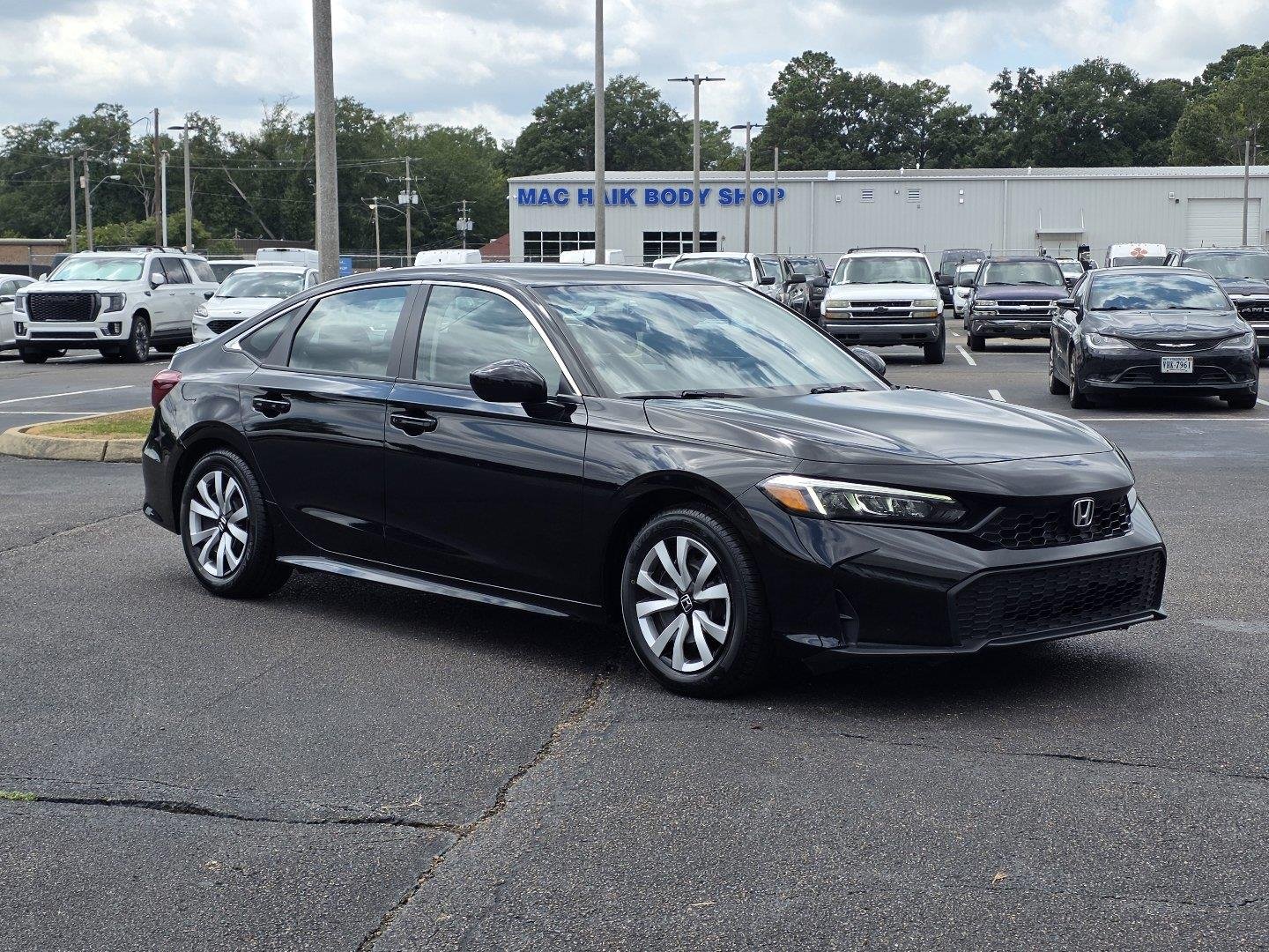 Used 2025  Honda LX image 3
