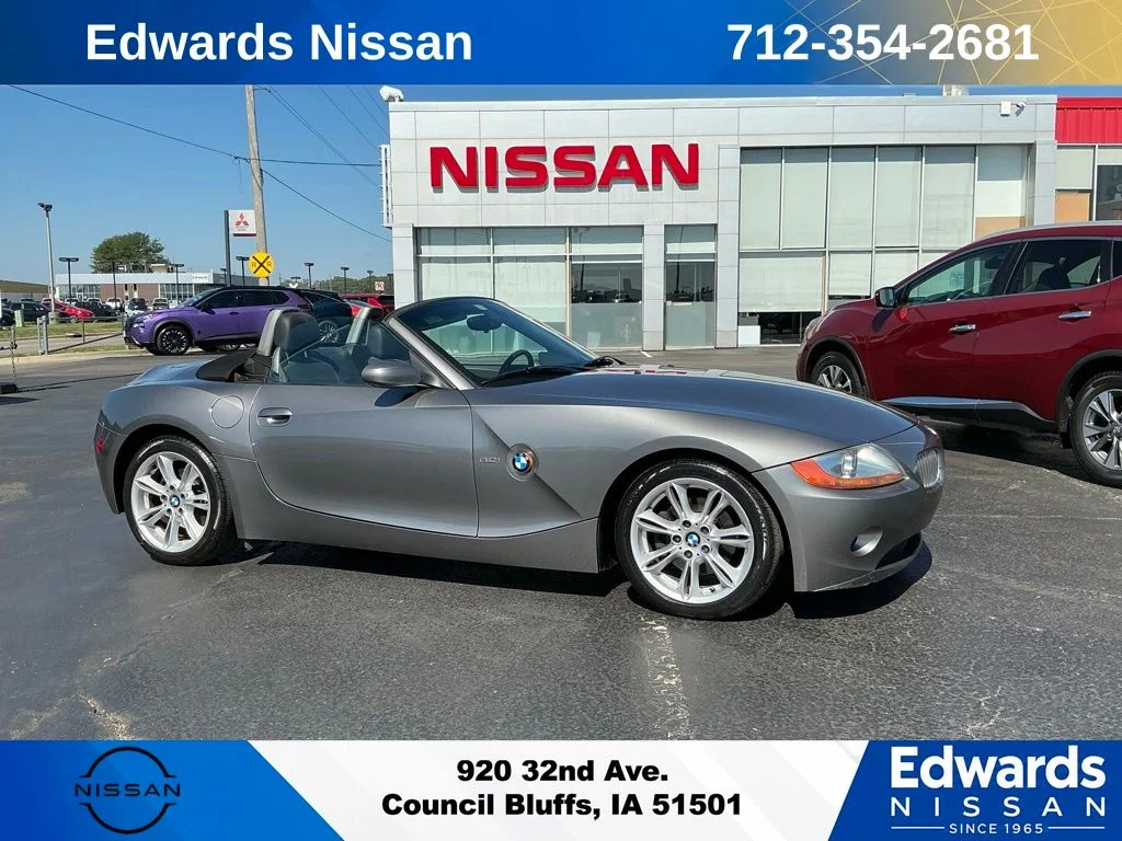 Used 2003 Gray BMW 3.0i image 1