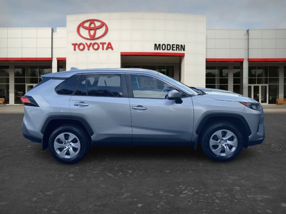 Used 2022 Silver Sky Metallic Toyota LE image 4