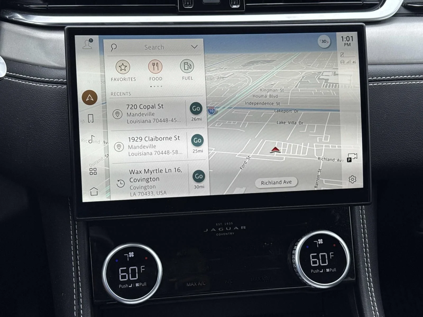 2025 Jaguar F-PACE R-Dynamic S - Photo 25