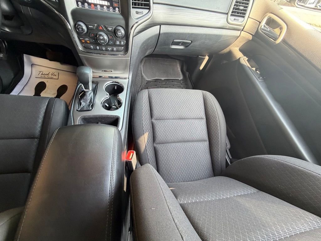 Used 2021 Billet Silver Metallic Jeep Laredo E image 12