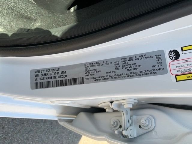 New 2026 Bright White Clear-Coat Exterior Paint RAM Tradesman image 19
