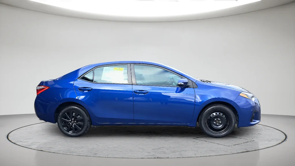 Used 2016 Blue Toyota S image 2