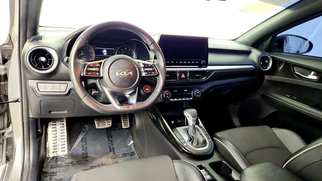 Used 2024 Steel Gray Kia GT-Line IVT image 11