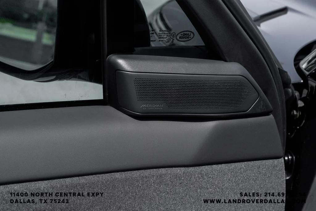 New 2026 Carpathian Gray Land Rover SE image 39