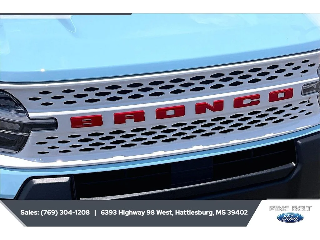 Used 2025 Robins Egg Blue Ford Heritage image 22