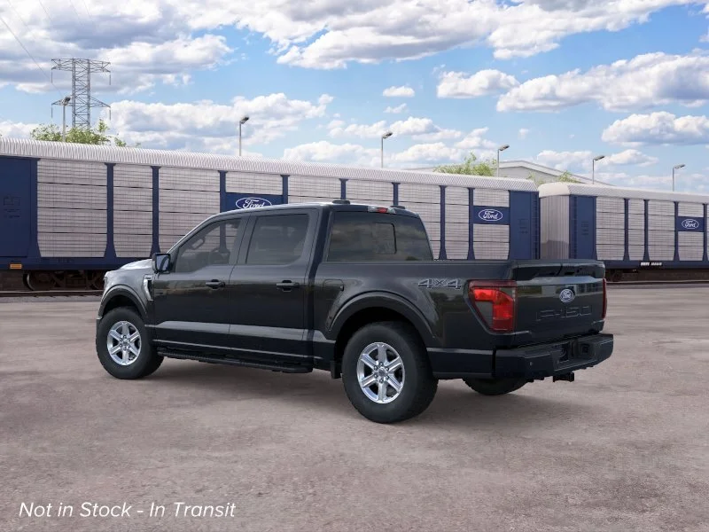 New 2026 Agate Black Metallic Ford XLT image 4