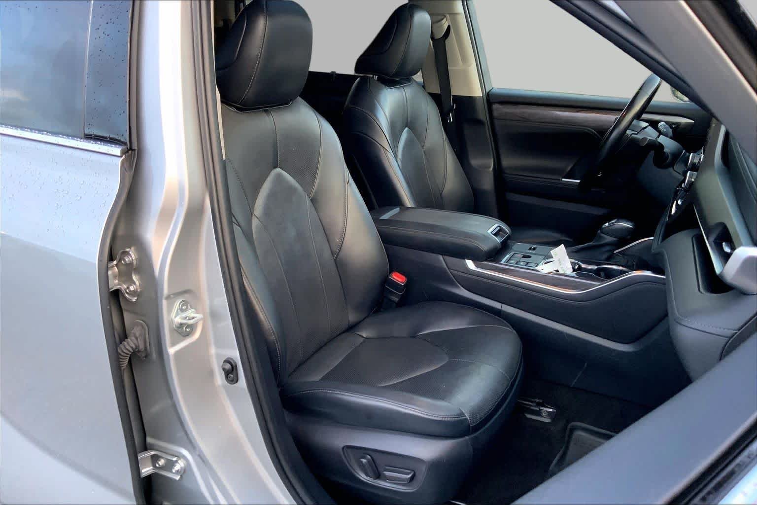 Certified Used 2023 Celestial Silver Metallic Toyota Limited image 9