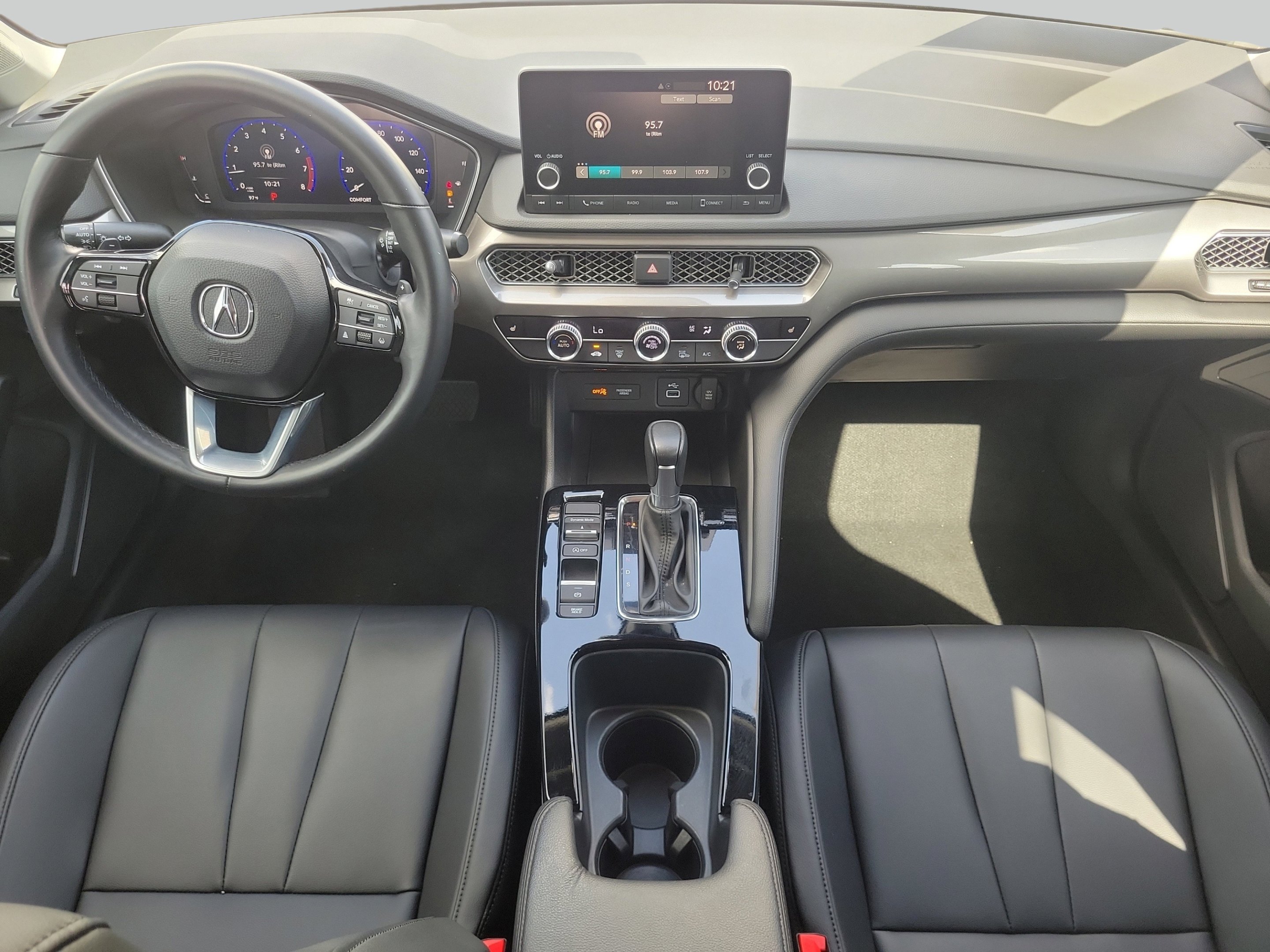 Used 2024 White Acura  image 11